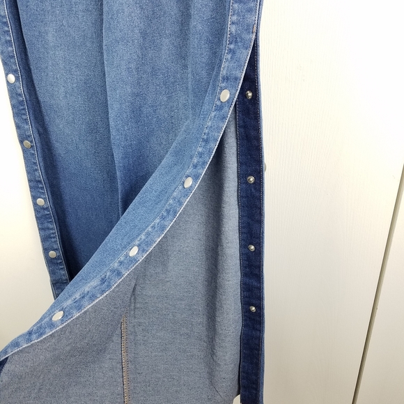 Rachel Roy Snap-side Raw-hem Jeans
SZ 31 - Picture 6 of 7